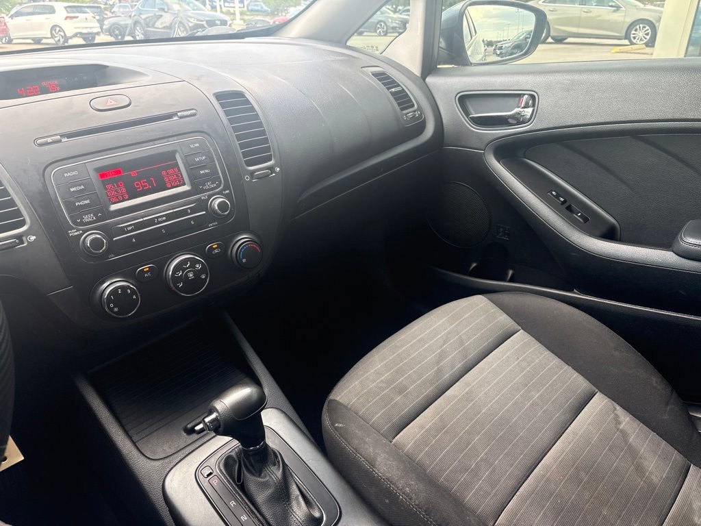 Used 2016 Kia Forte LX FWD image 20