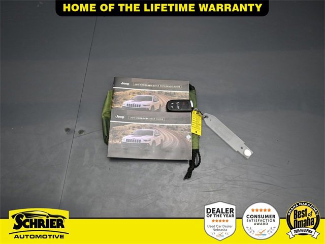 Used 2019 Jeep Cherokee Limited image 43