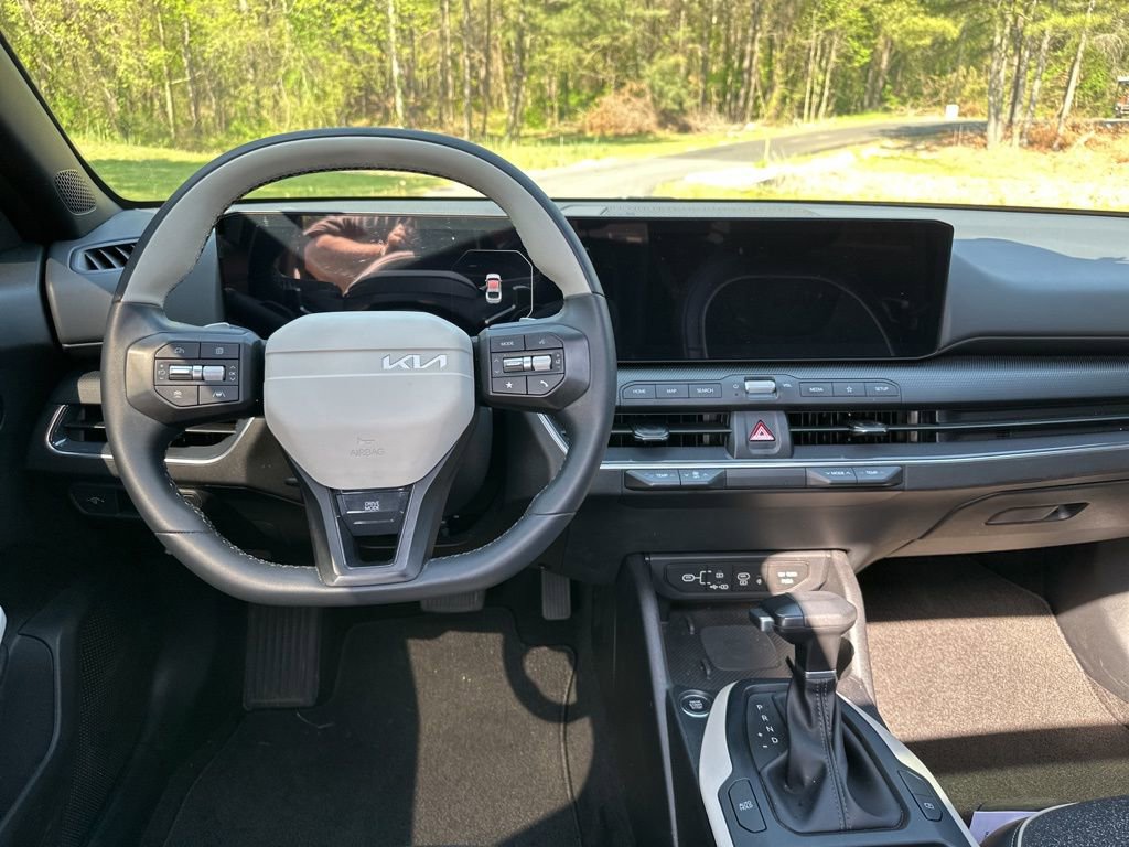 Used 2025 Kia K4 GT-Line w/ GT-Line Sunroof Package image 13