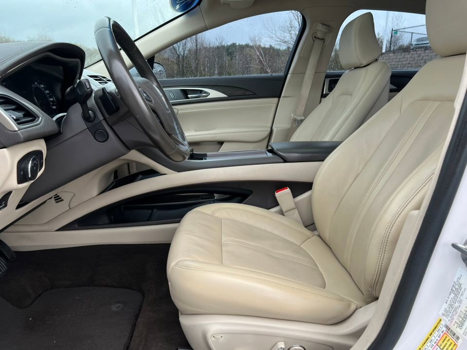 Used 2020 Lincoln MKZ Reserve w/ Monochromatic Package AWD/4WD image 3