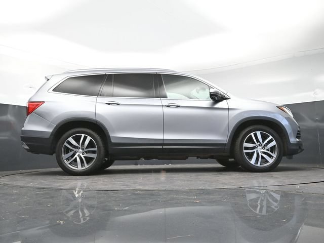 Used 2018 Honda Pilot Touring image 31
