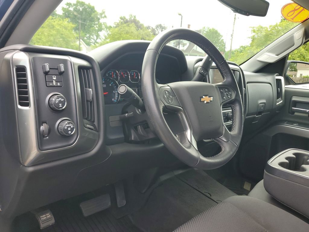 Used 2018 Chevrolet Silverado 1500 LT w/ All Star Edition AWD/4WD image 15