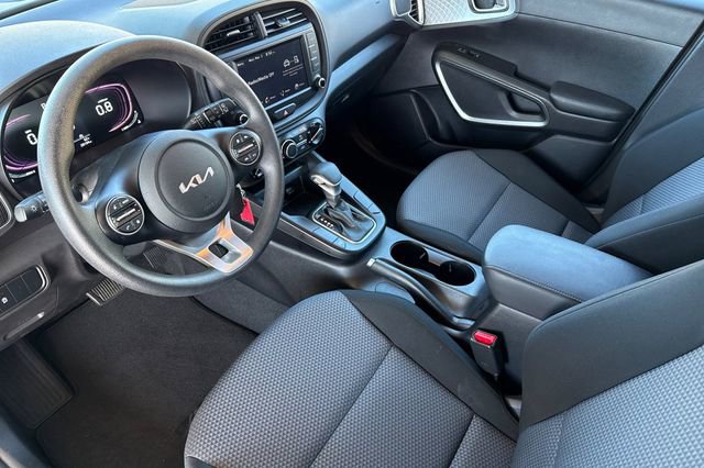 Certified 2023 Kia Soul LX w/ LX Technology Package image 12