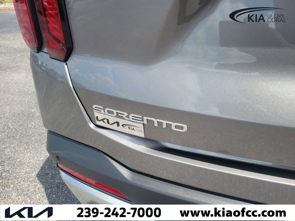 Certified 2026 Kia Sorento EX FWD image 12