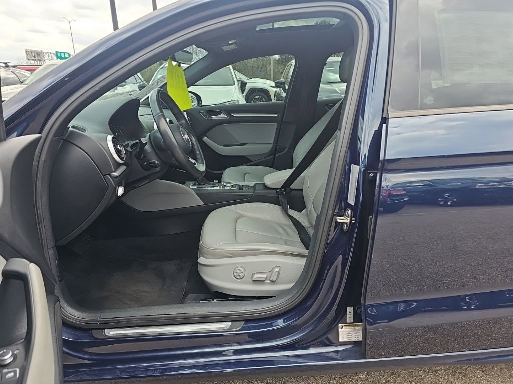 Used 2019 Audi A3 2.0T Premium FWD image 9