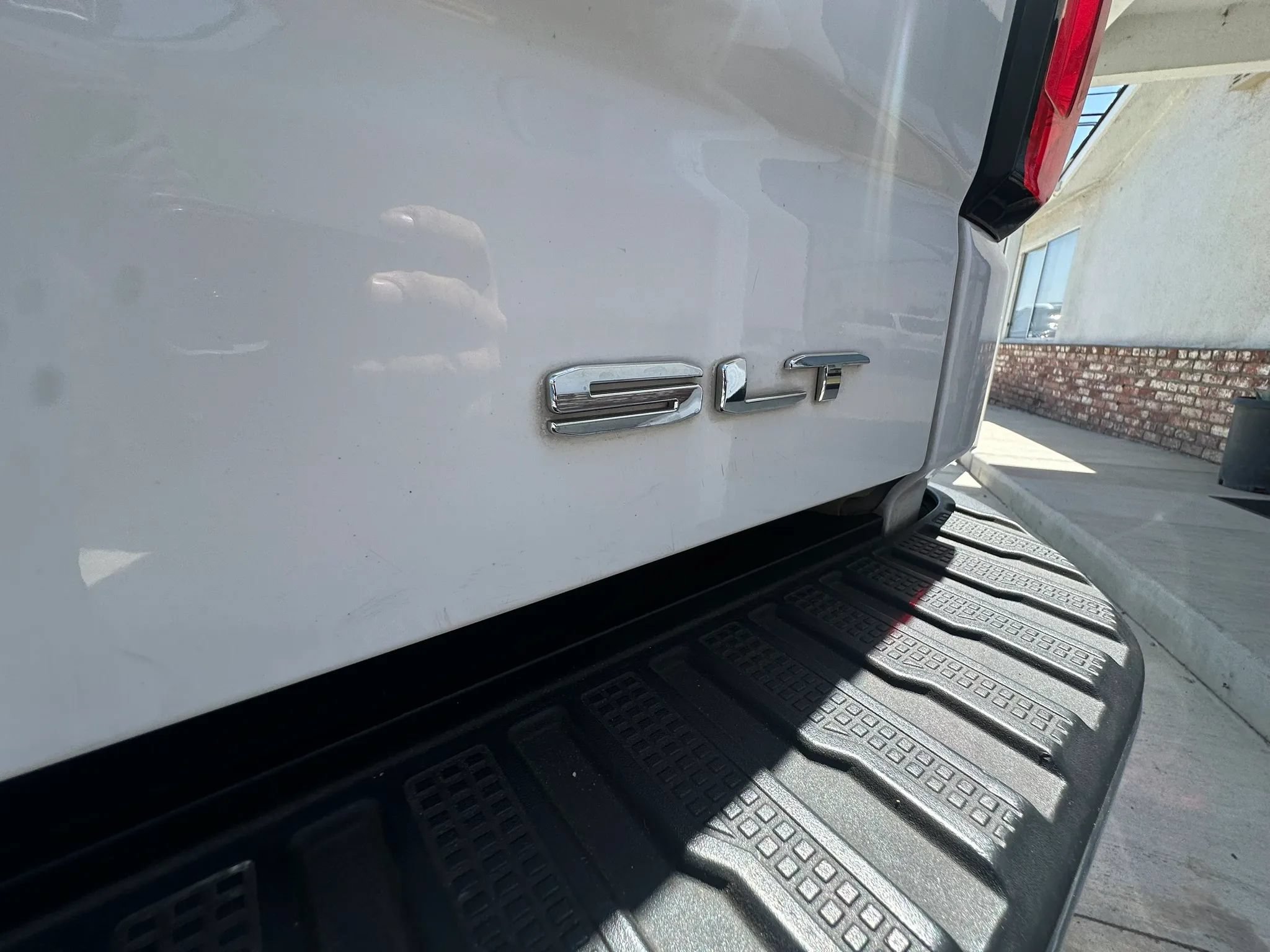 Used 2020 GMC Sierra 1500 SLT w/ SLT Premium Plus Package AWD/4WD image 6