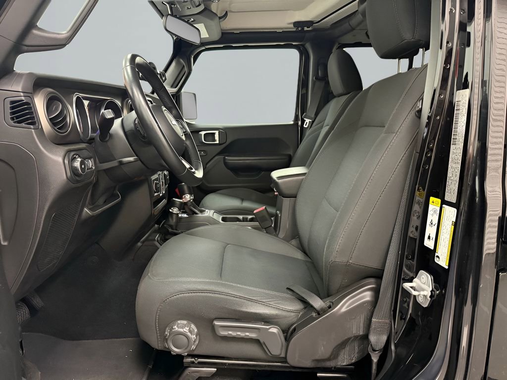 Used 2019 Jeep Wrangler Unlimited Sport S AWD/4WD image 11