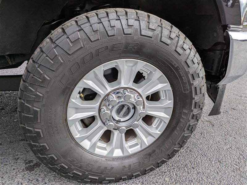 Used 2020 Ford F250 XL w/ STX Appearance Package image 11