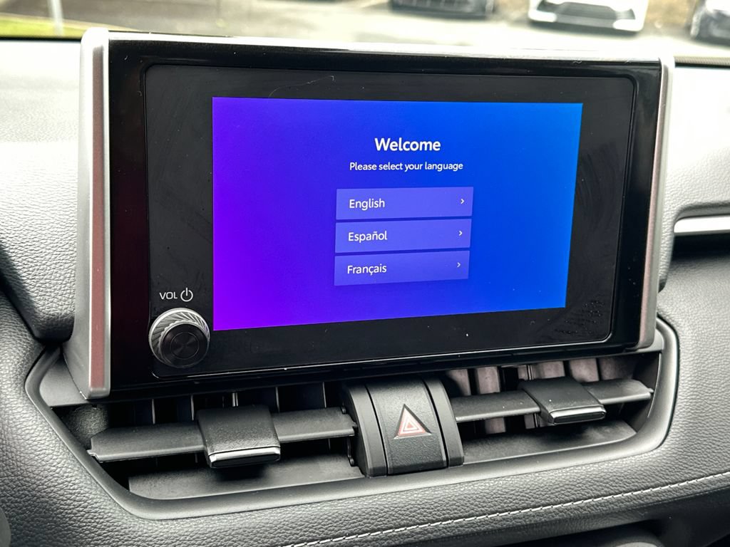 Used 2025 Toyota RAV4 LE AWD/4WD image 23