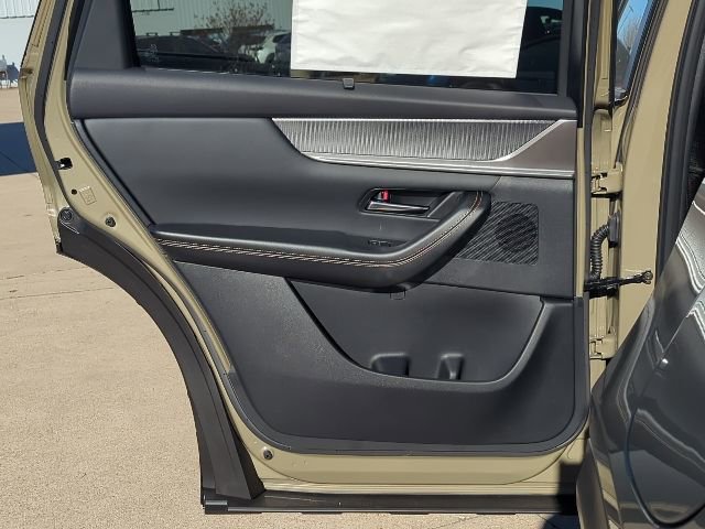 New 2026 MAZDA CX-70 3.3 Turbo w/ Preferred Package AWD/4WD image 8