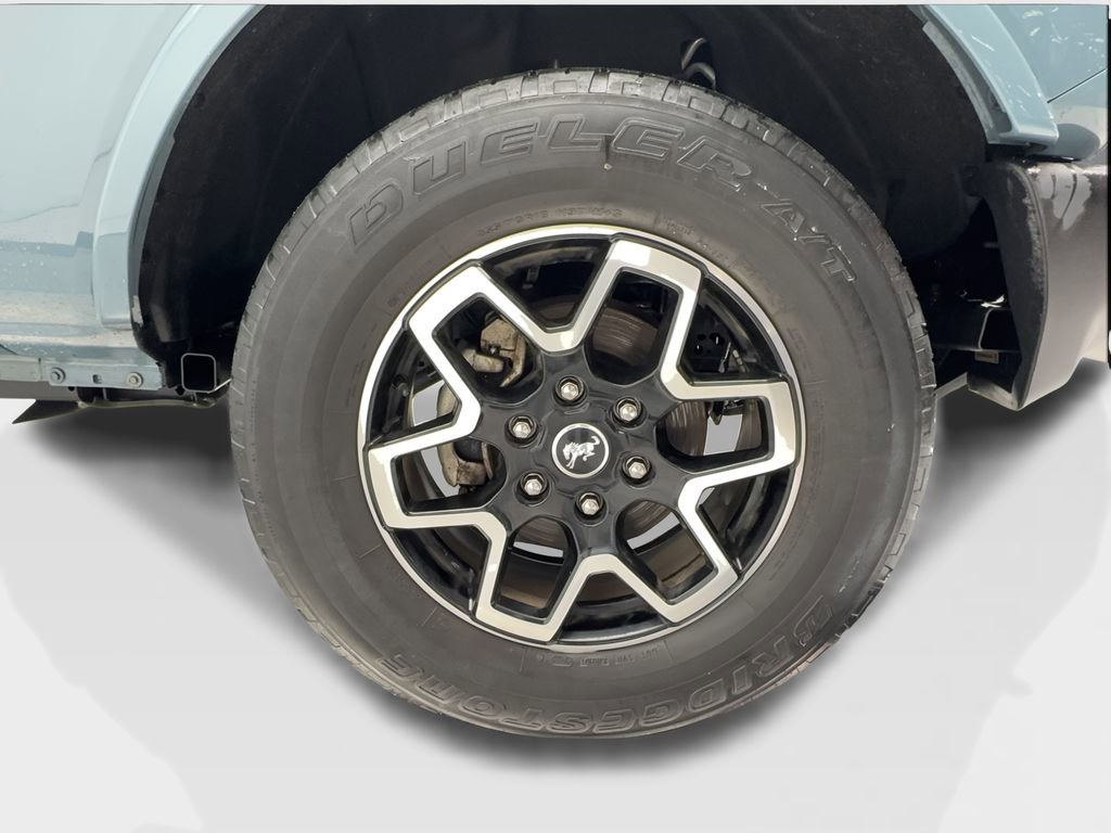 Used 2022 Ford Bronco Outer Banks AWD/4WD image 13
