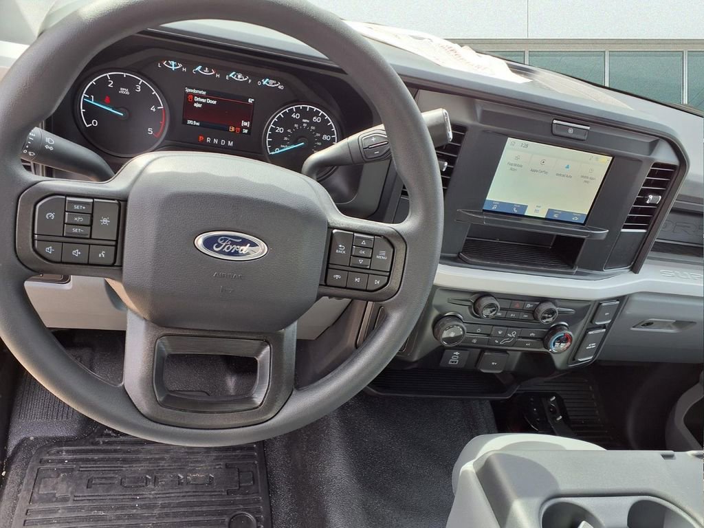 New 2026 Ford F550 2WD Regular Cab Super Duty image 8