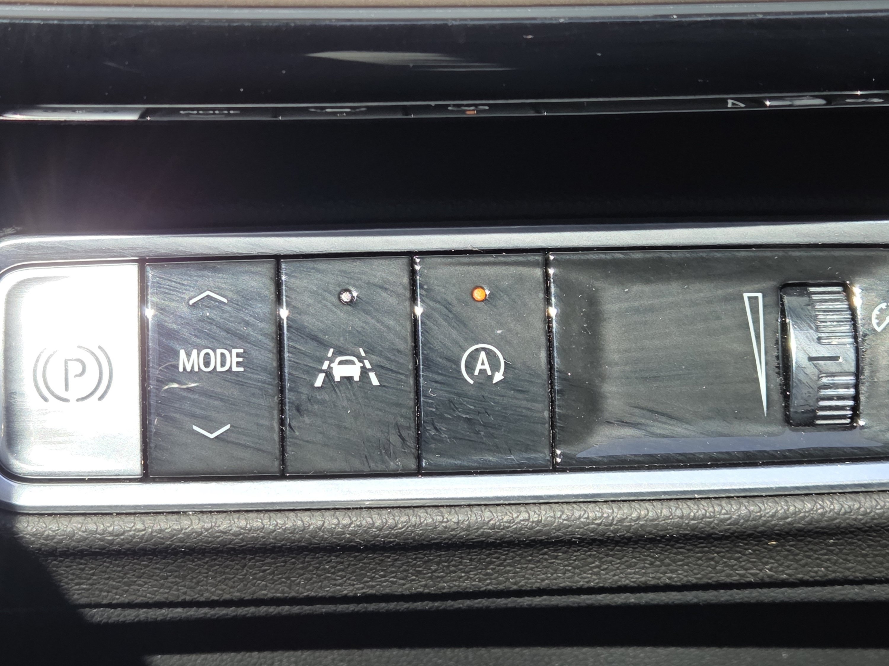 Used 2024 Buick Envision Sport Touring AWD/4WD image 18
