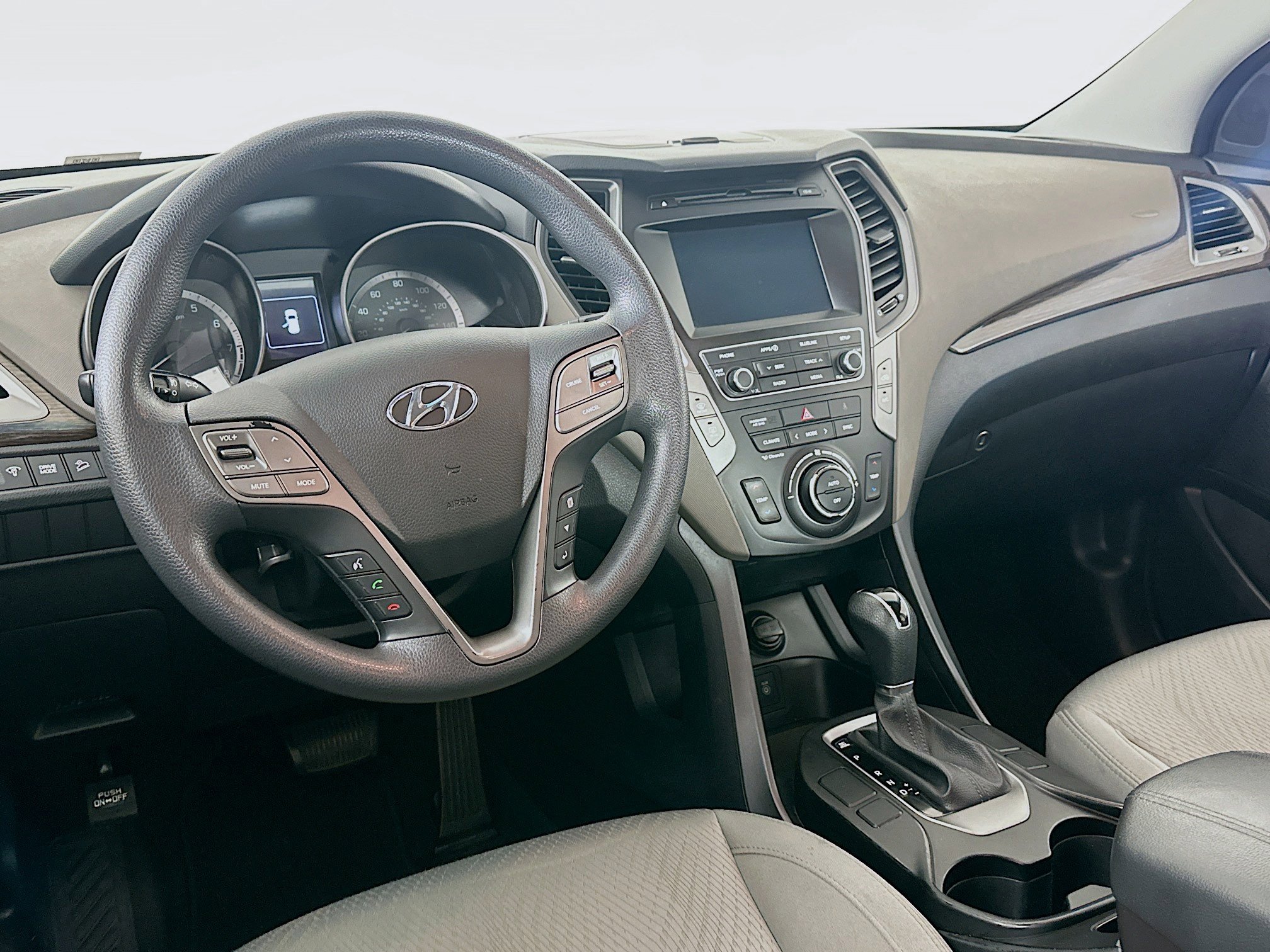 Used 2017 Hyundai Santa Fe Sport FWD image 17