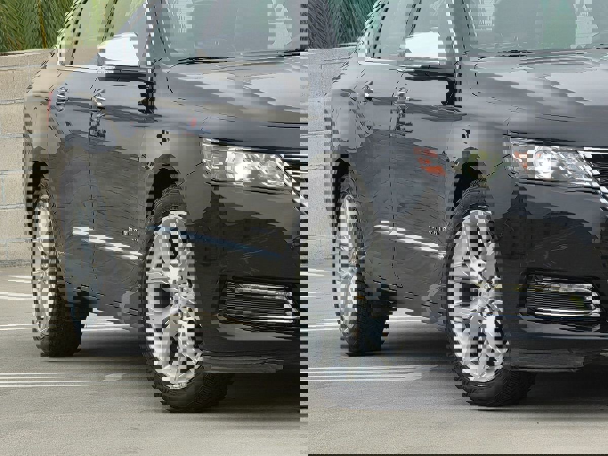 Used 2018 Chevrolet Impala Premier image 2