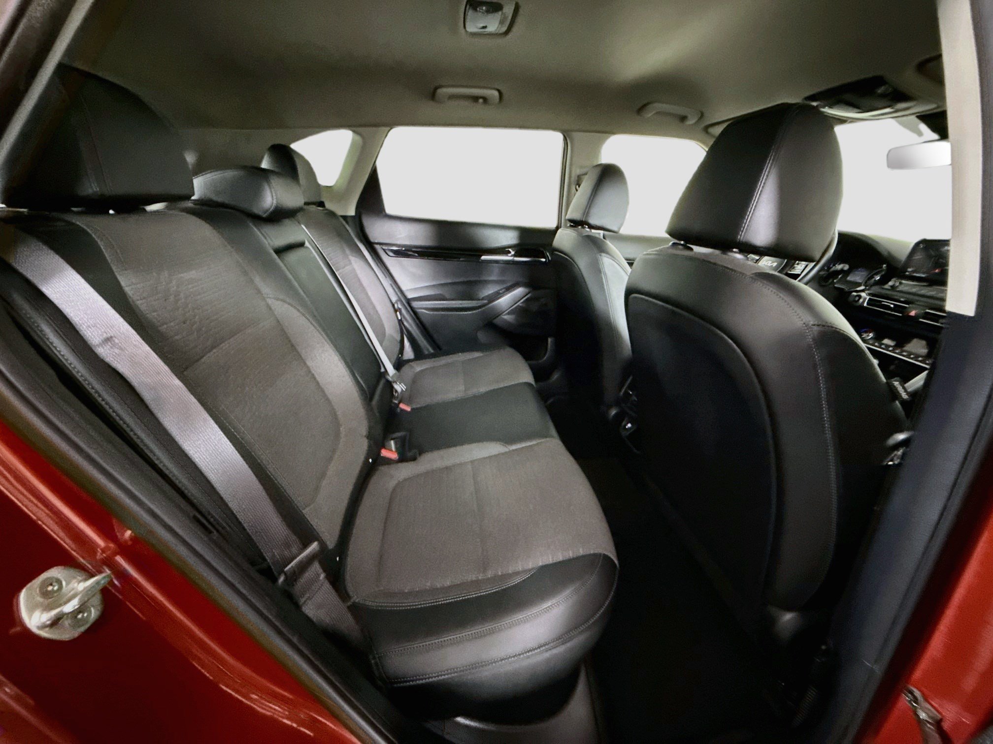 Used 2022 Kia Seltos S FWD image 27
