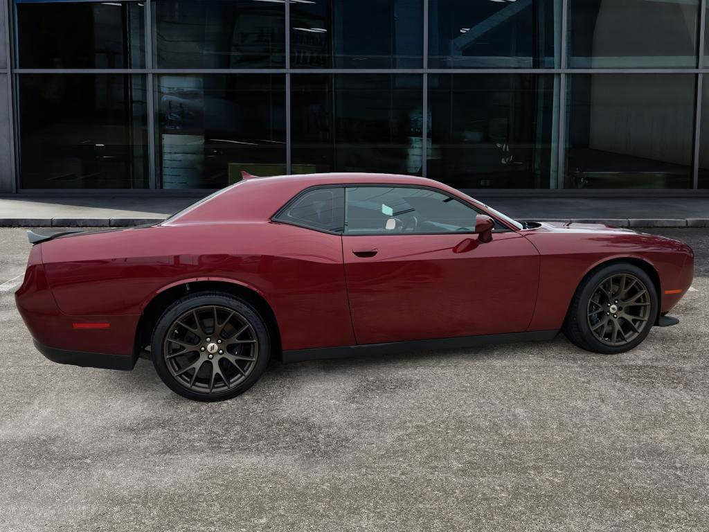 Used 2022 Dodge Challenger R/T Scat Pack w/ Dynamics Package RWD image 8