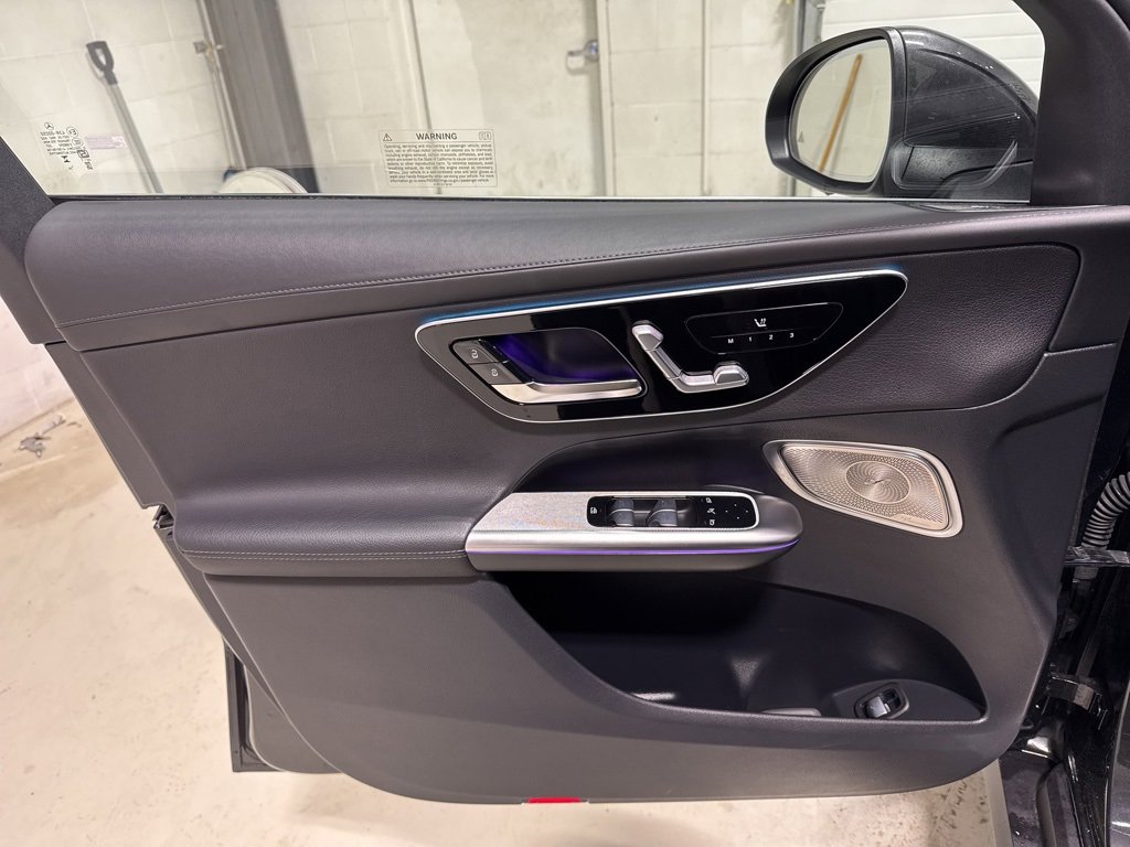 Used 2025 Mercedes-Benz GLC 300 GLC 300 image 13