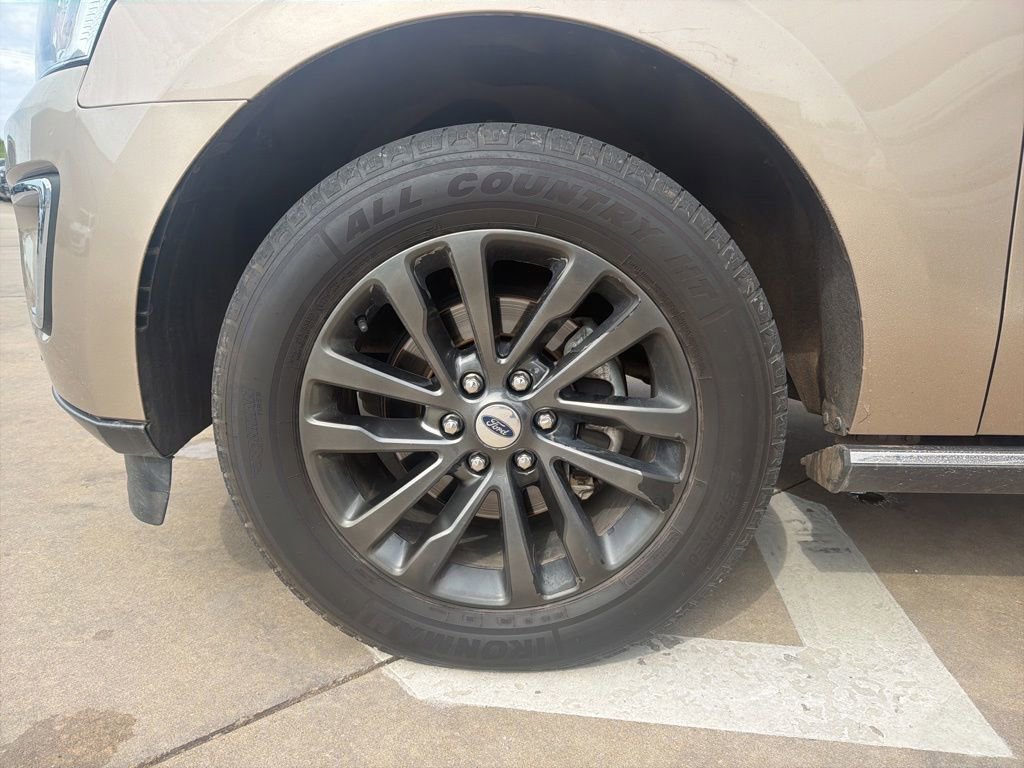 Used 2020 Ford Expedition Max Limited w/ Equipment Group 301A RWD image 16