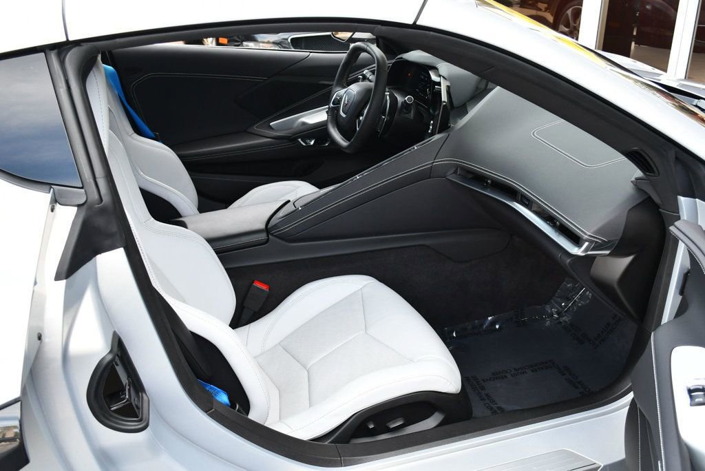 Used 2024 Chevrolet Corvette Stingray Coupe w/ Chrome Exterior Badge Package RWD image 40