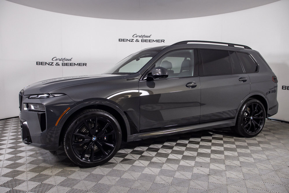 Used 2026 BMW X7 xDrive40i w/ M Sport Package AWD/4WD image 5
