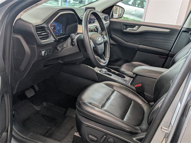 Used 2021 Ford Escape SEL w/ Technology Package image 5