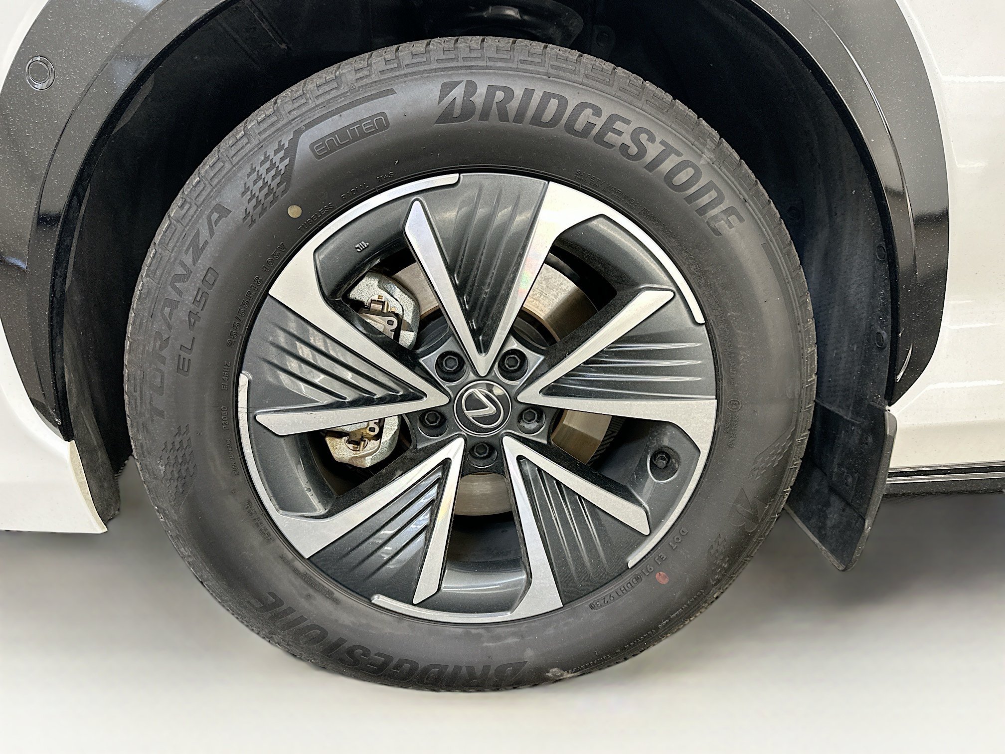 Used 2023 Lexus RZ 450e Premium w/ Technology Package AWD/4WD image 37