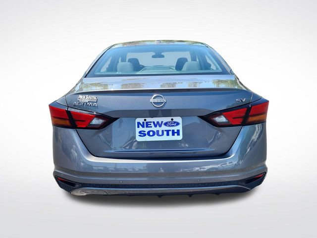 Used 2024 Nissan Altima 2.5 SV FWD image 4