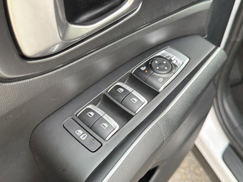 Used 2024 Kia Sorento S AWD/4WD image 24