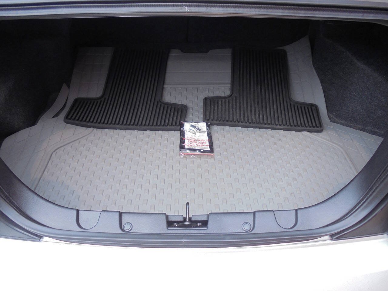 Used 2009 Ford Mustang GT RWD image 29