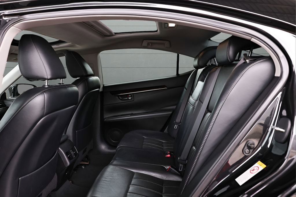 Used 2016 Lexus ES 350 image 57