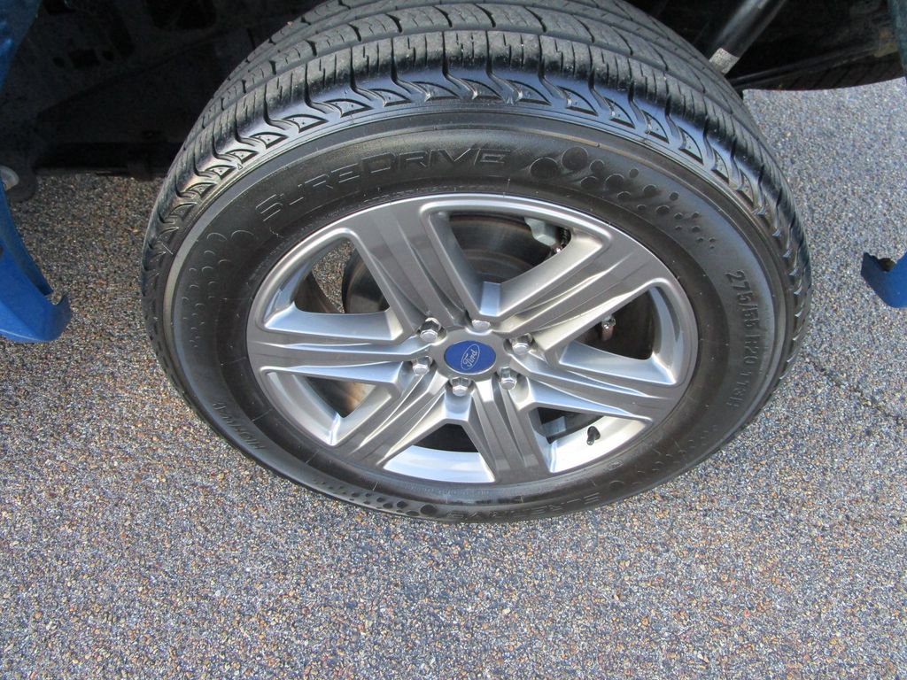 Used 2020 Ford F150 XLT w/ Equipment Group 302A Luxury image 14