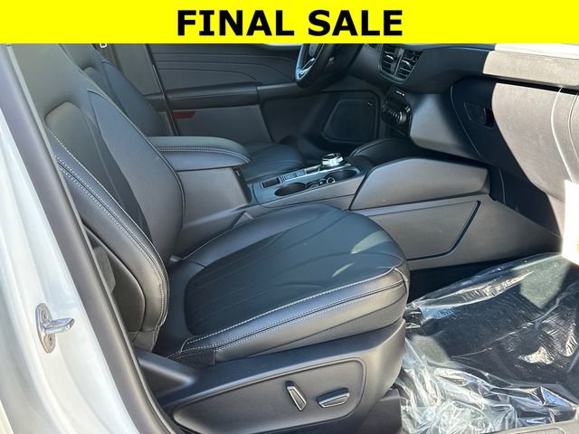 New 2025 Ford Escape SE w/ PHEV Premium Package FWD image 13
