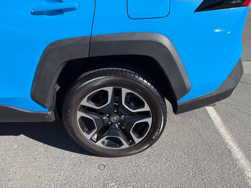 Certified 2019 Toyota RAV4 Adventure w/ Carpet Mat Package AWD/4WD image 10