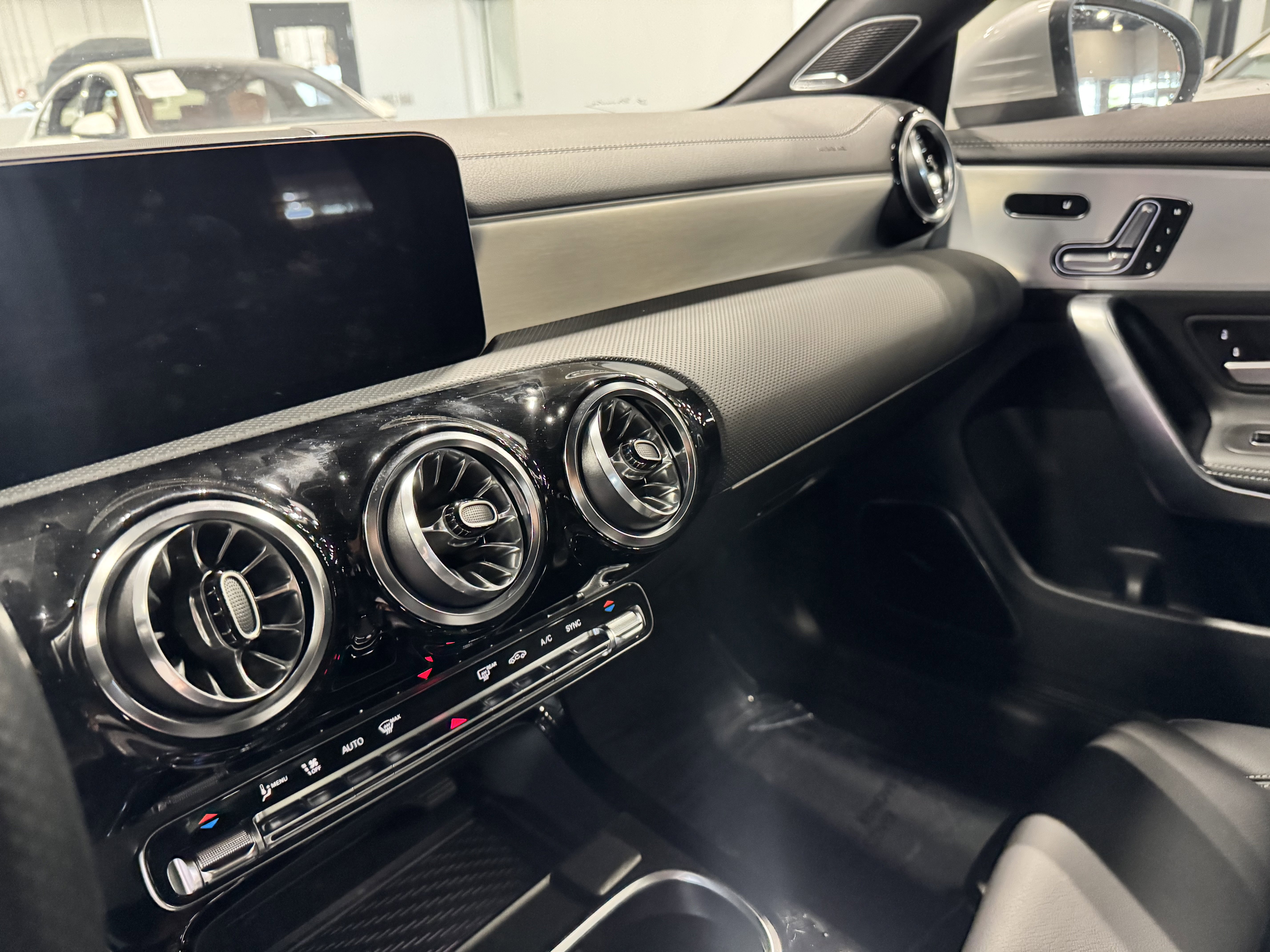 Used 2024 Mercedes-Benz CLA 45 AMG 4MATIC image 11