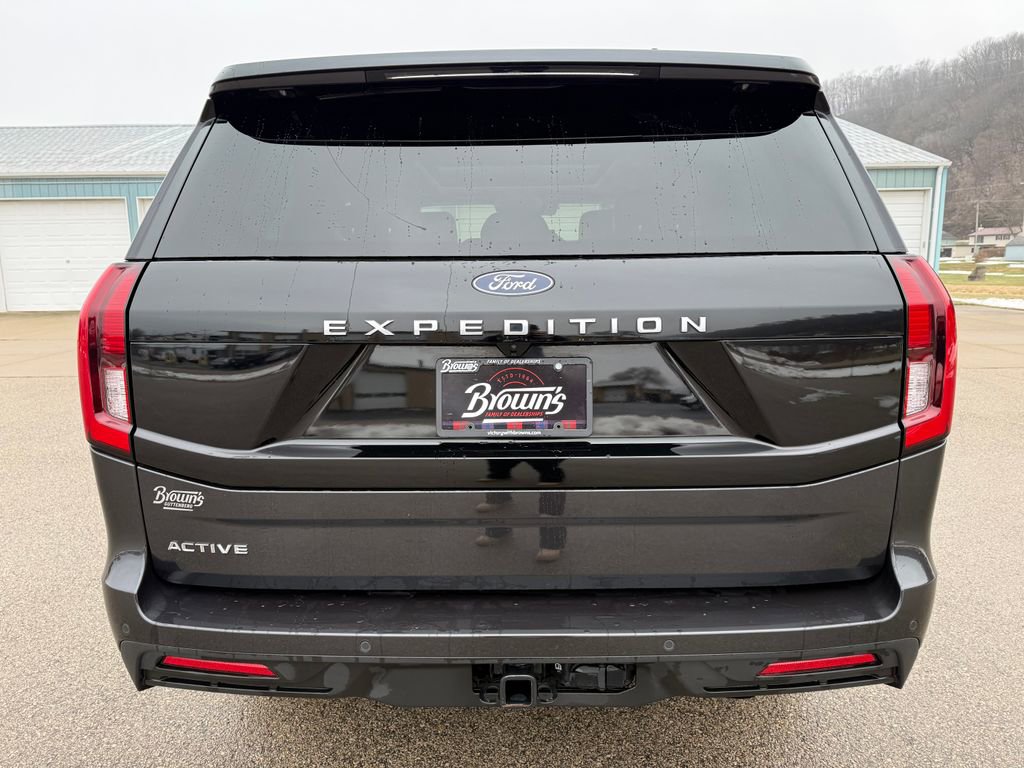 Used 2025 Ford Expedition Active image 7