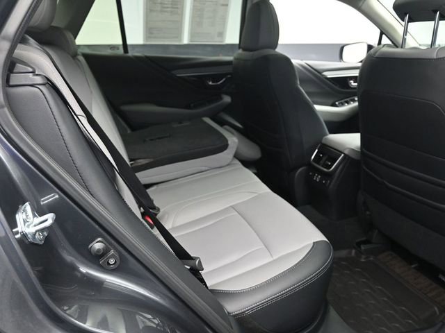 Certified 2025 Subaru Outback Limited image 28