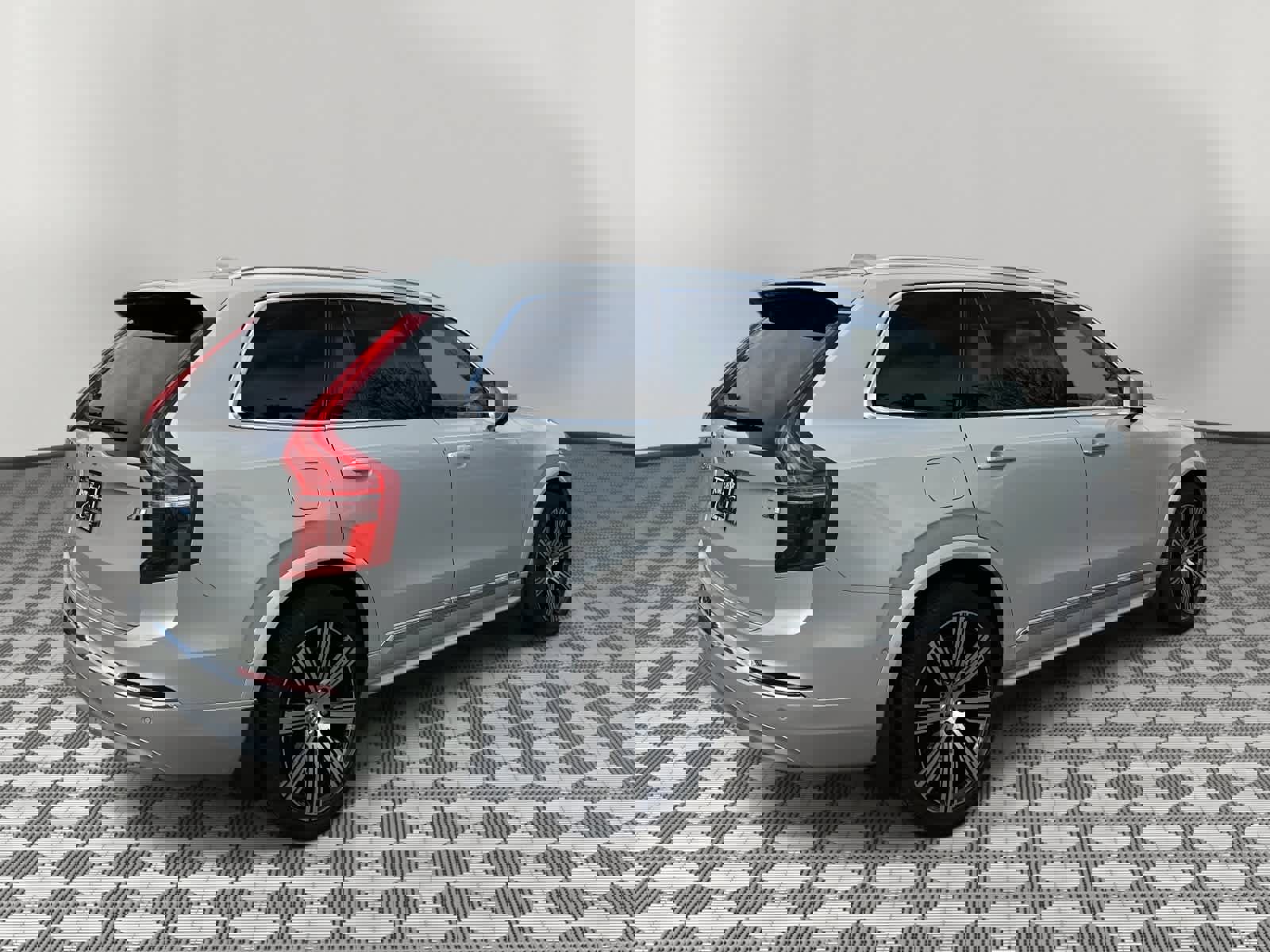 Used 2022 Volvo XC90 T6 Inscription w/ Lounge Package image 5