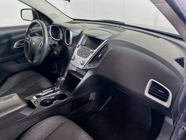 Used 2016 Chevrolet Equinox LS image 27