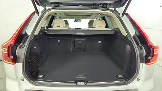 New 2027 Volvo XC60 B5 Ultra AWD/4WD image 42