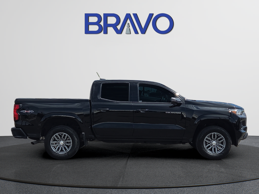 Used 2024 Chevrolet Colorado LT w/ LT Convenience Package AWD/4WD image 5