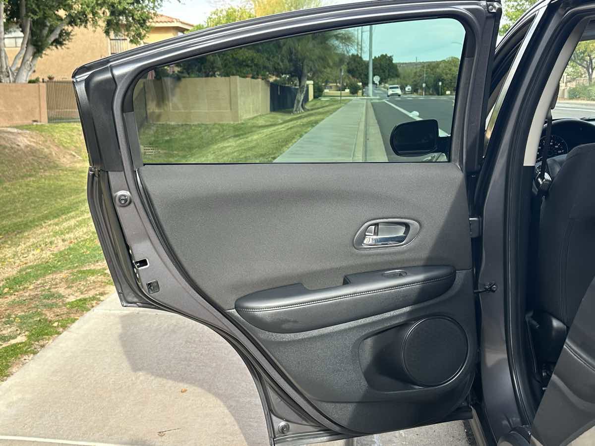 Used 2017 Honda HR-V LX image 40