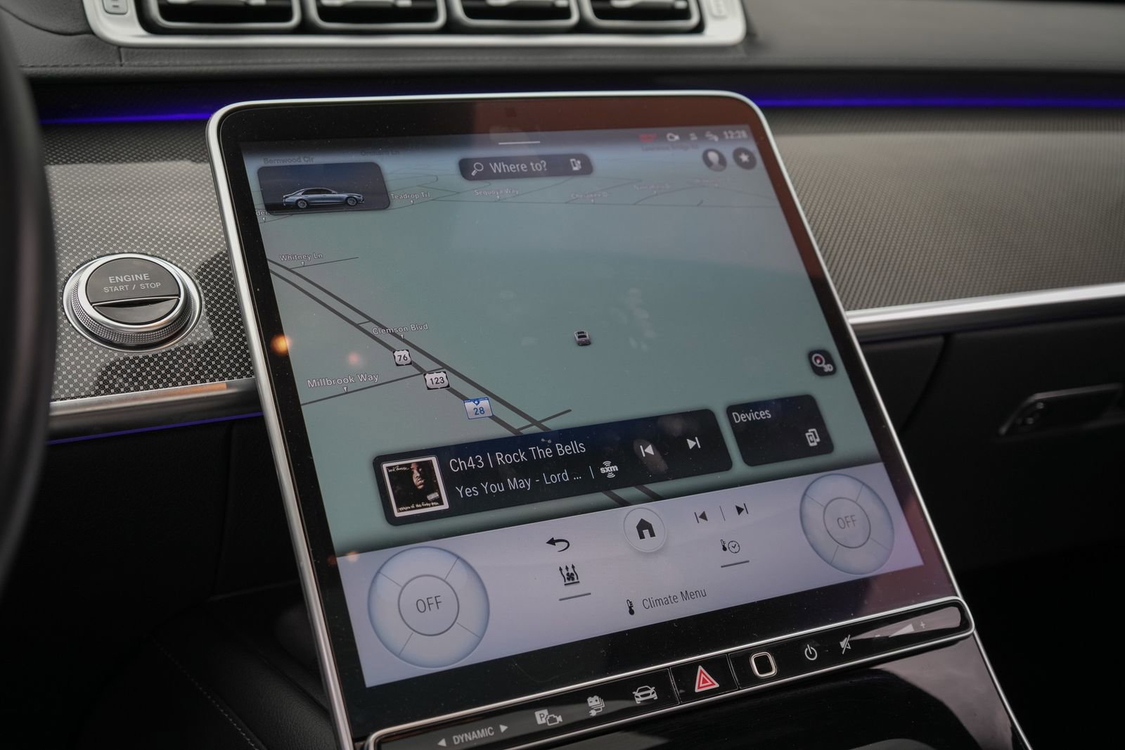 Used 2023 Mercedes-Benz S 580e S 580e w/ AMG Line image 42