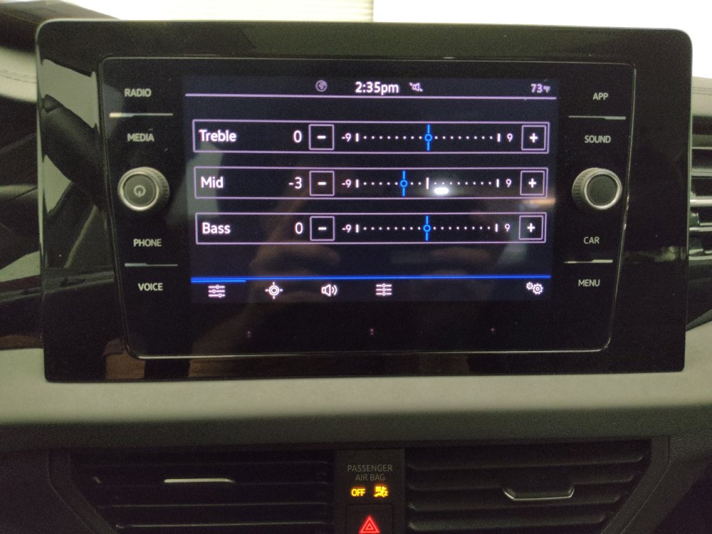 Used 2025 Volkswagen Jetta SE FWD image 25