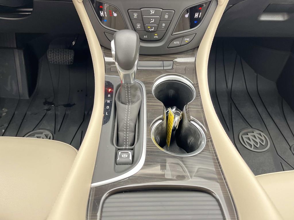Used 2020 Buick Envision Preferred image 15