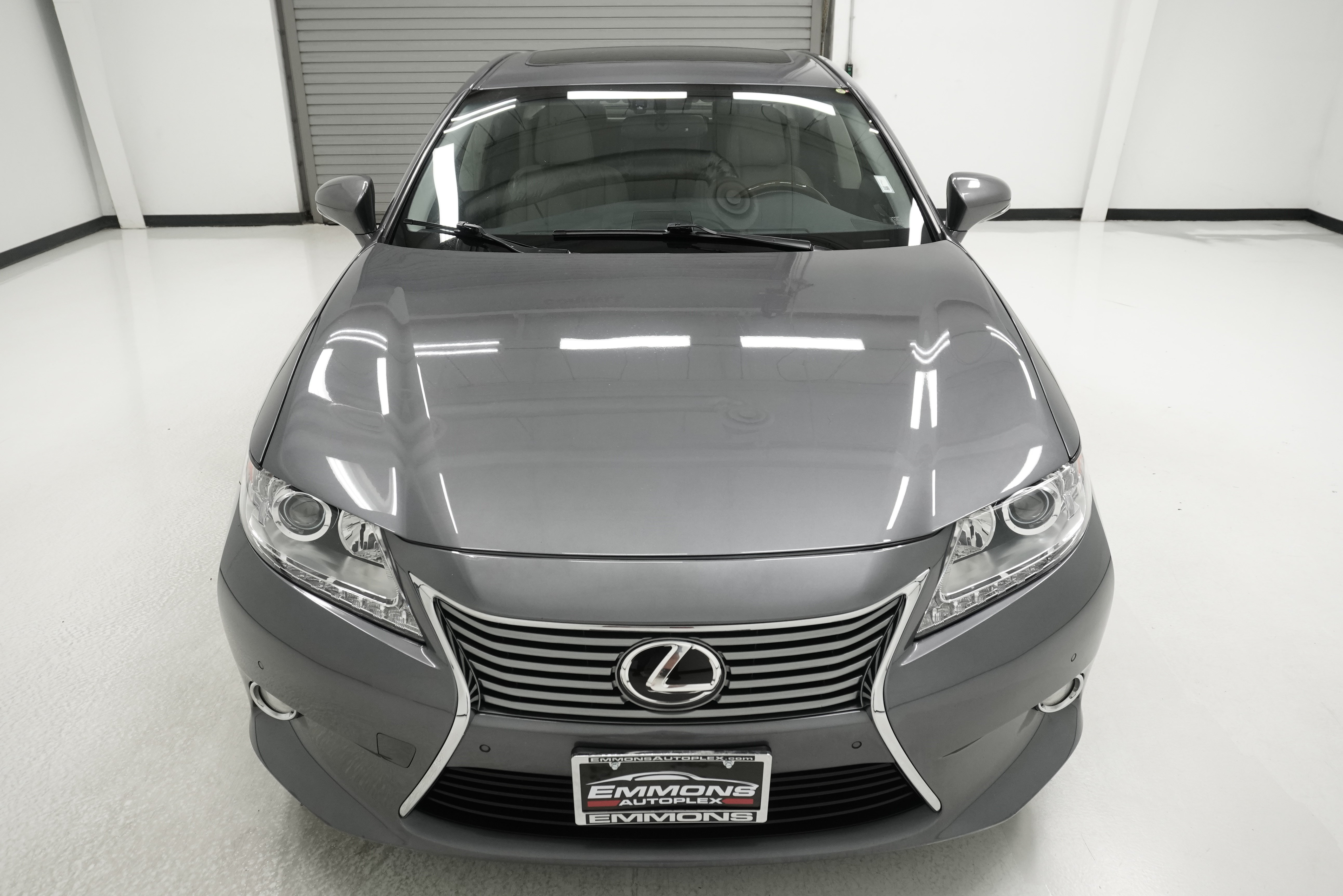 Used 2015 Lexus ES 350 w/ Premium Package FWD image 2