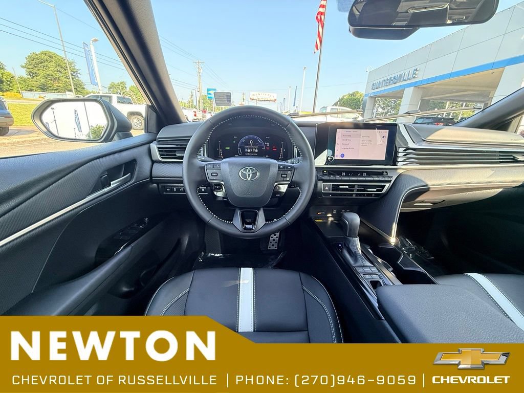 Used 2026 Toyota Camry SE FWD image 11