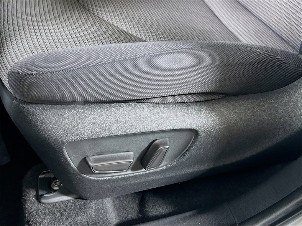 Certified 2024 Toyota Highlander LE image 18