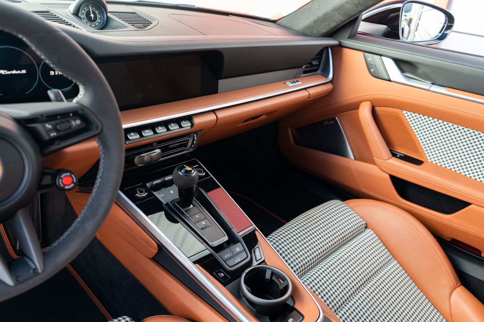 Used 2024 Porsche 911 Turbo S AWD/4WD image 17