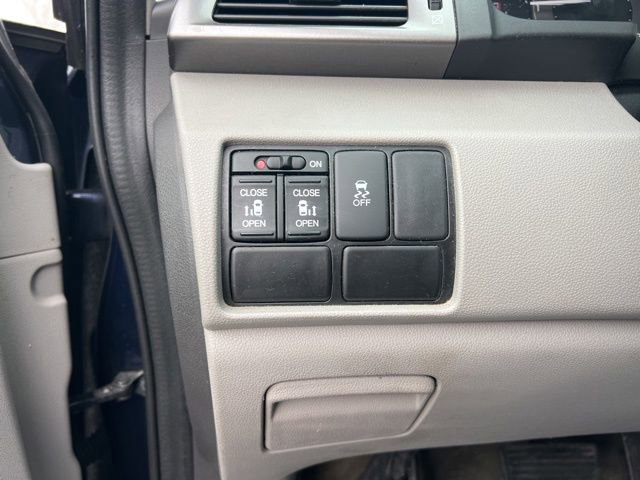 Used 2015 Honda Odyssey EX image 10